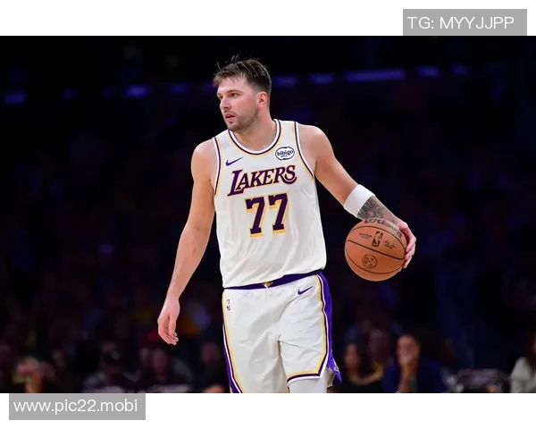 湖人东契奇缺阵谁该打首发? 湖人东契奇缺阵谁该打首发?